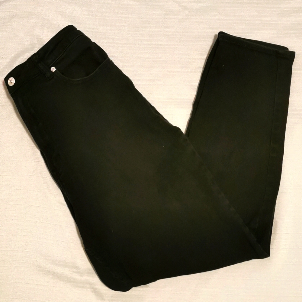 H&M black denim cropped pants